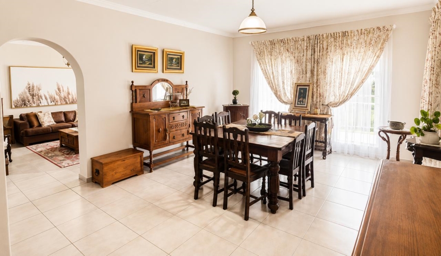 5 Bedroom Property for Sale in Roodewal Free State